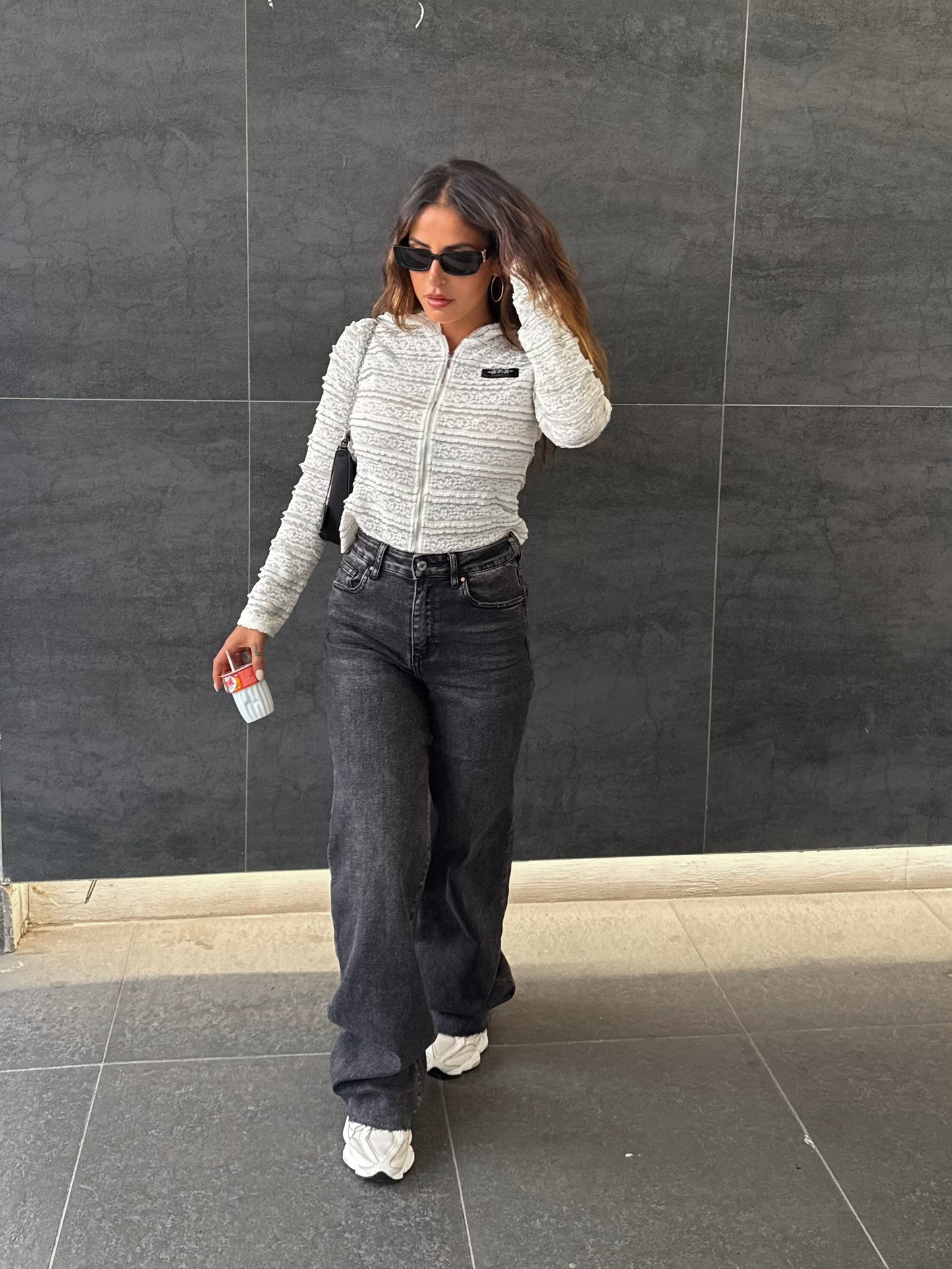 Felpa Ricamata Carola