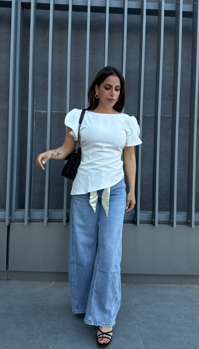 Blusa asimmetrica bianca