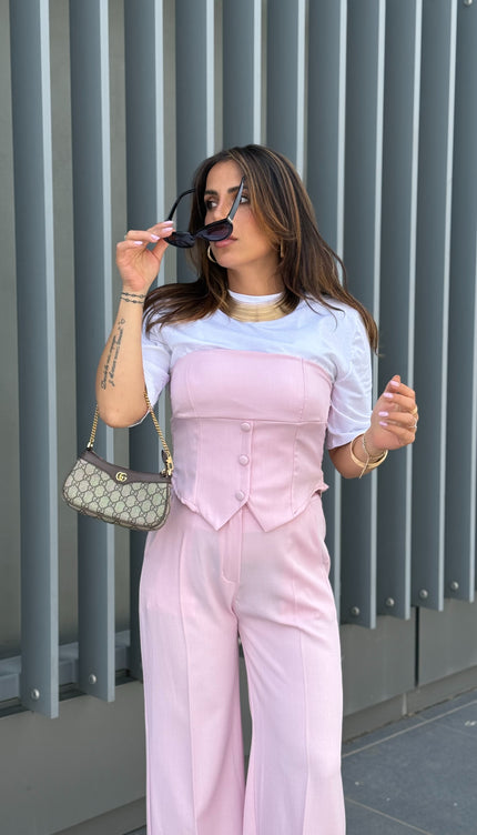 T-shirt con spallina bianca