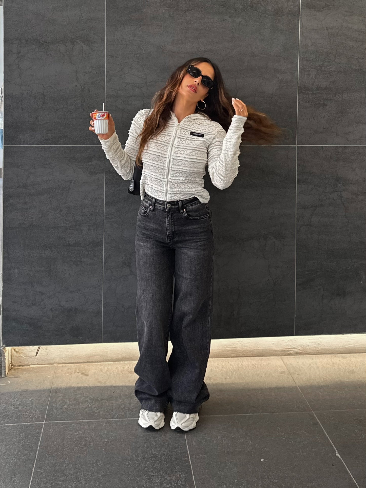 Felpa Ricamata Carola