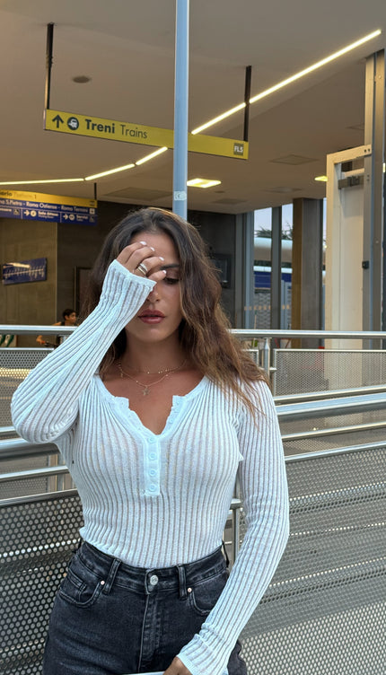 Maglia In Filo Semitrasparente Olga