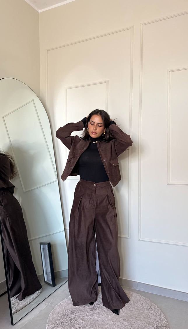 Completo in suede Sara