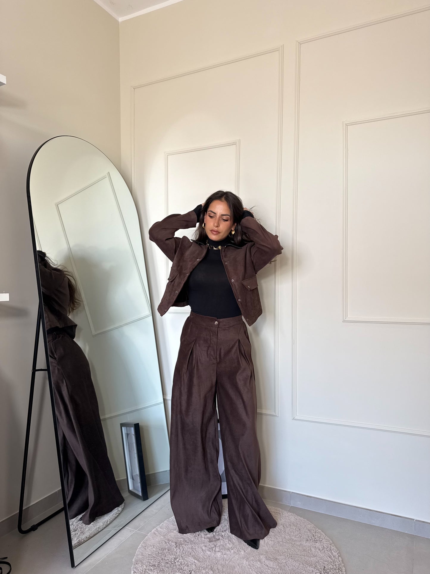 Completo in suede Sara